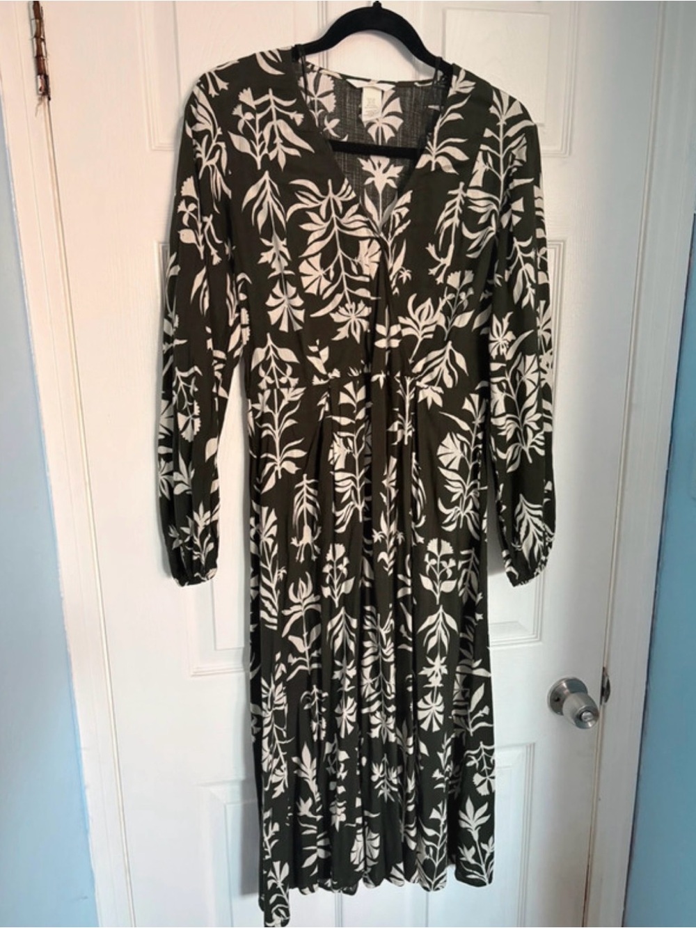H&M Olive Green & White Floral Long Sleeve Midi Dress